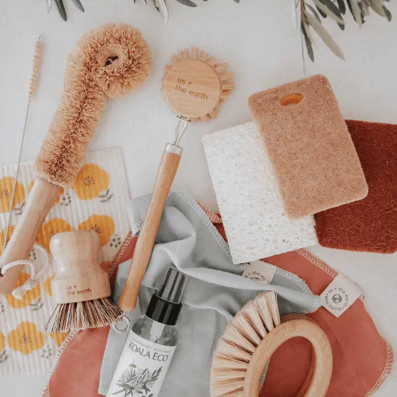 Us and The Earth - Wholesale Gift box - Eco Cleaning Box - Plastic Free Cleaning Products2