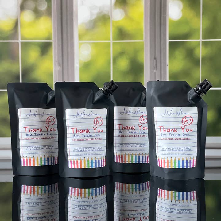 A Warm Welcome - Wholesale Wax Melt - Teacher Cinnamon Buns Softie | Scented Squeeze Wax Melt3