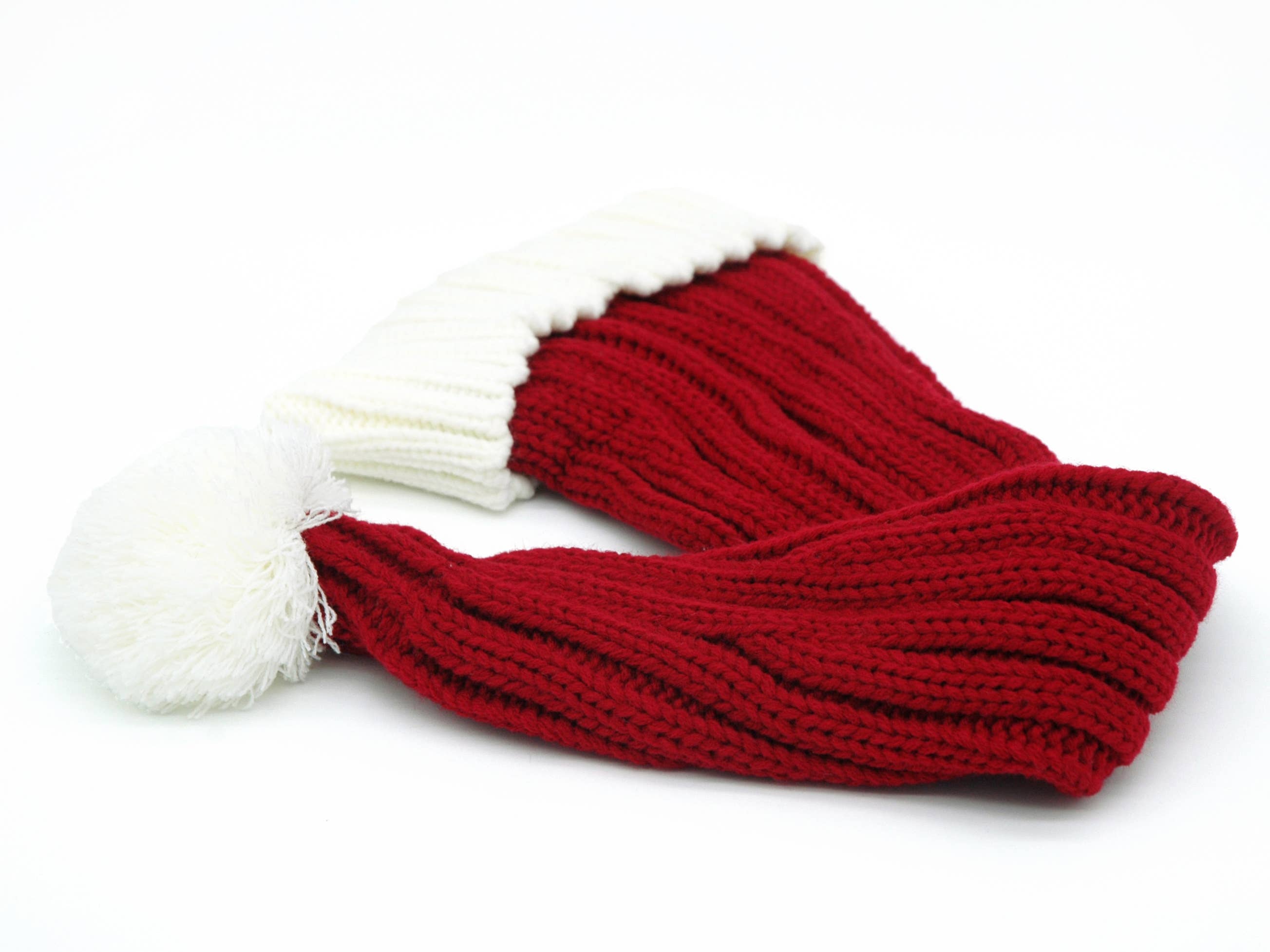 Snazzy Santa - Wholesale Beanie - Unisex - Coarse Knitted Santa Hat - Classic Red and White3