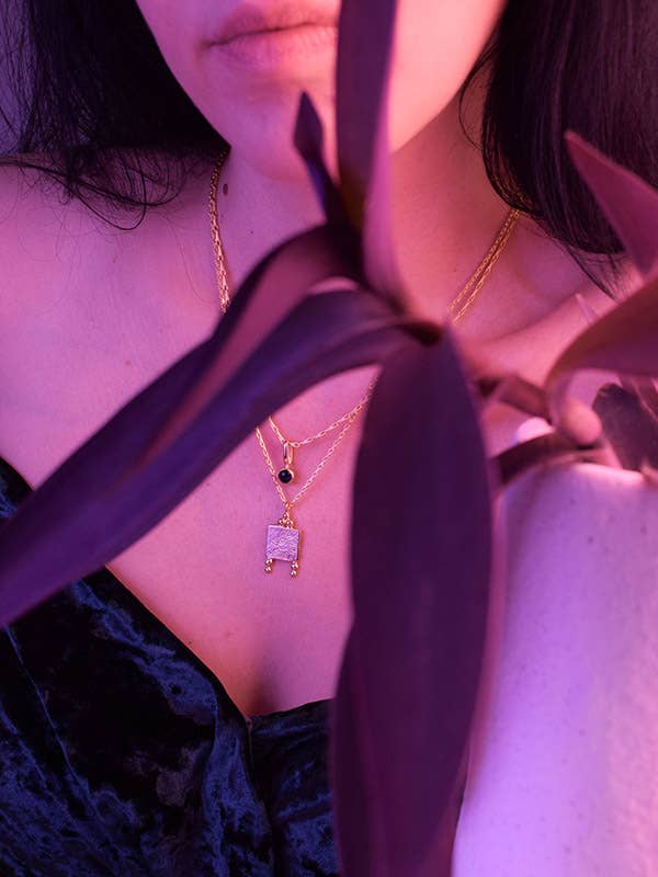 Annoushe jewelry – wholesale Pendant/charm necklace – Square sun necklace1