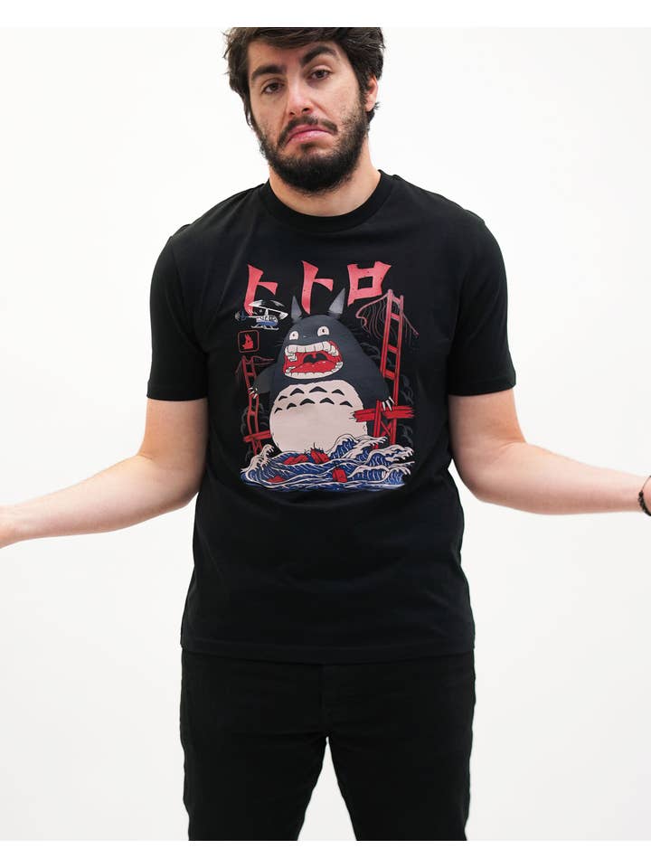 Grafitee - Wholesale Screen Printed T-Shirt - Unisex - Totoro Attack T-shirt - Totoro movie graphic tee shirt5