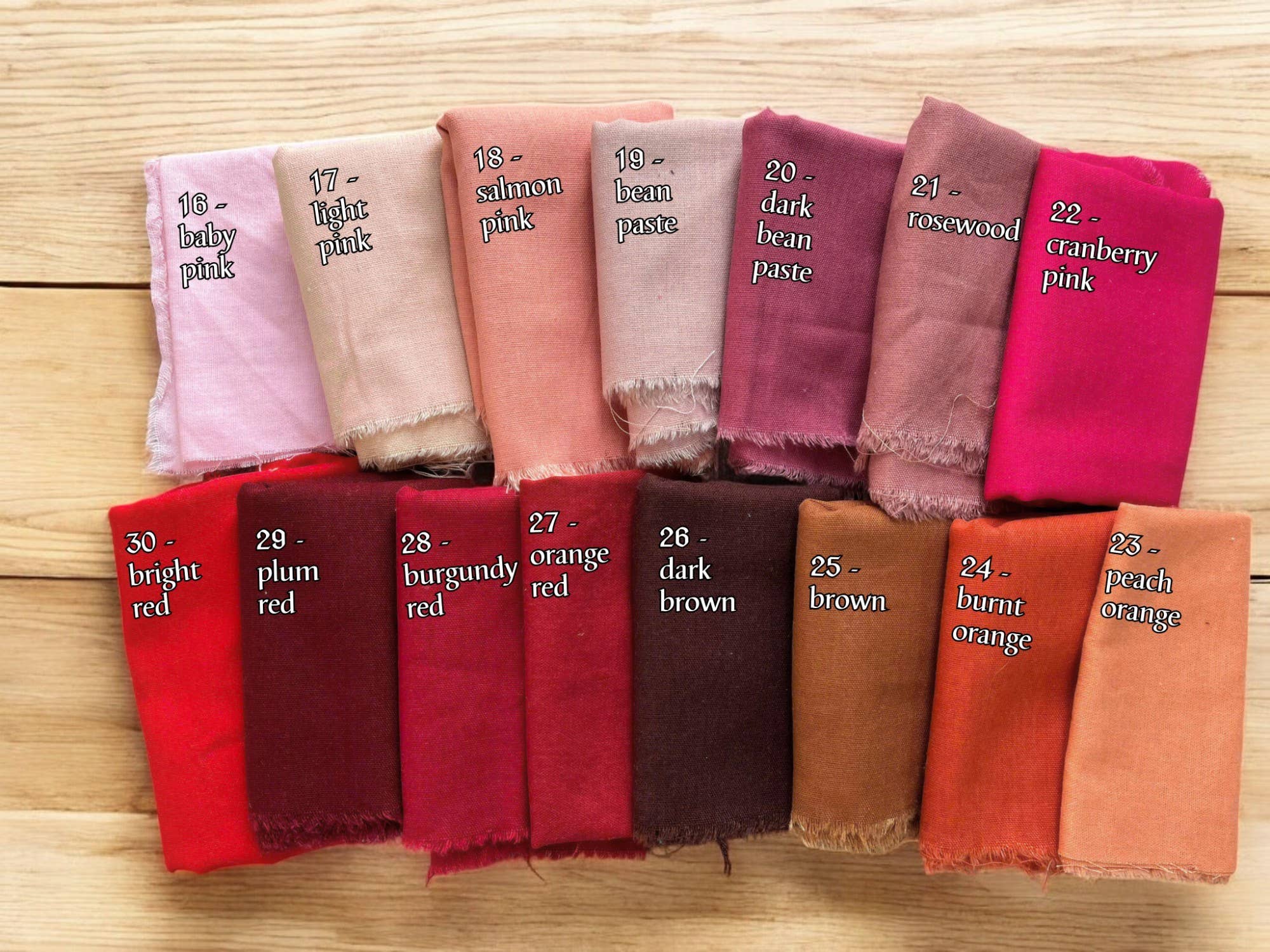 EmbroideryNTA - Venta al por mayor Delantales - Delantal de lino bordado a mano con estilo vintage y flores silvestres4