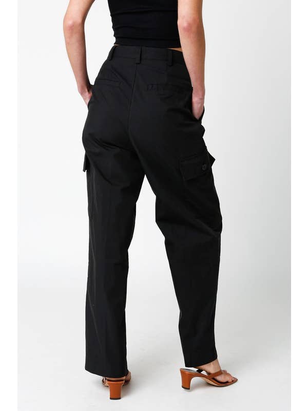 Black Arwen Pants for wholesale on Faire1