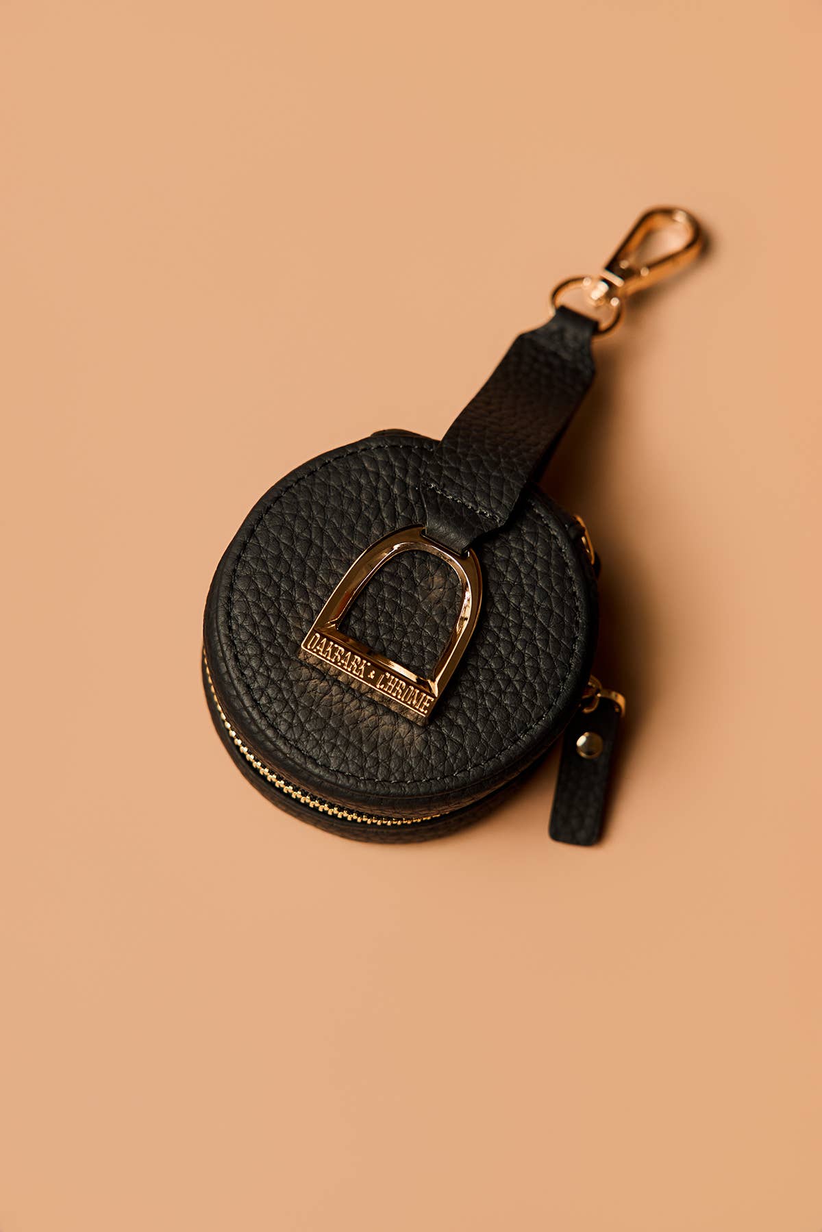 Oakbark & Chrome - Wholesale Keychain - Women's - Stirrup Accessory Keeper in Black2