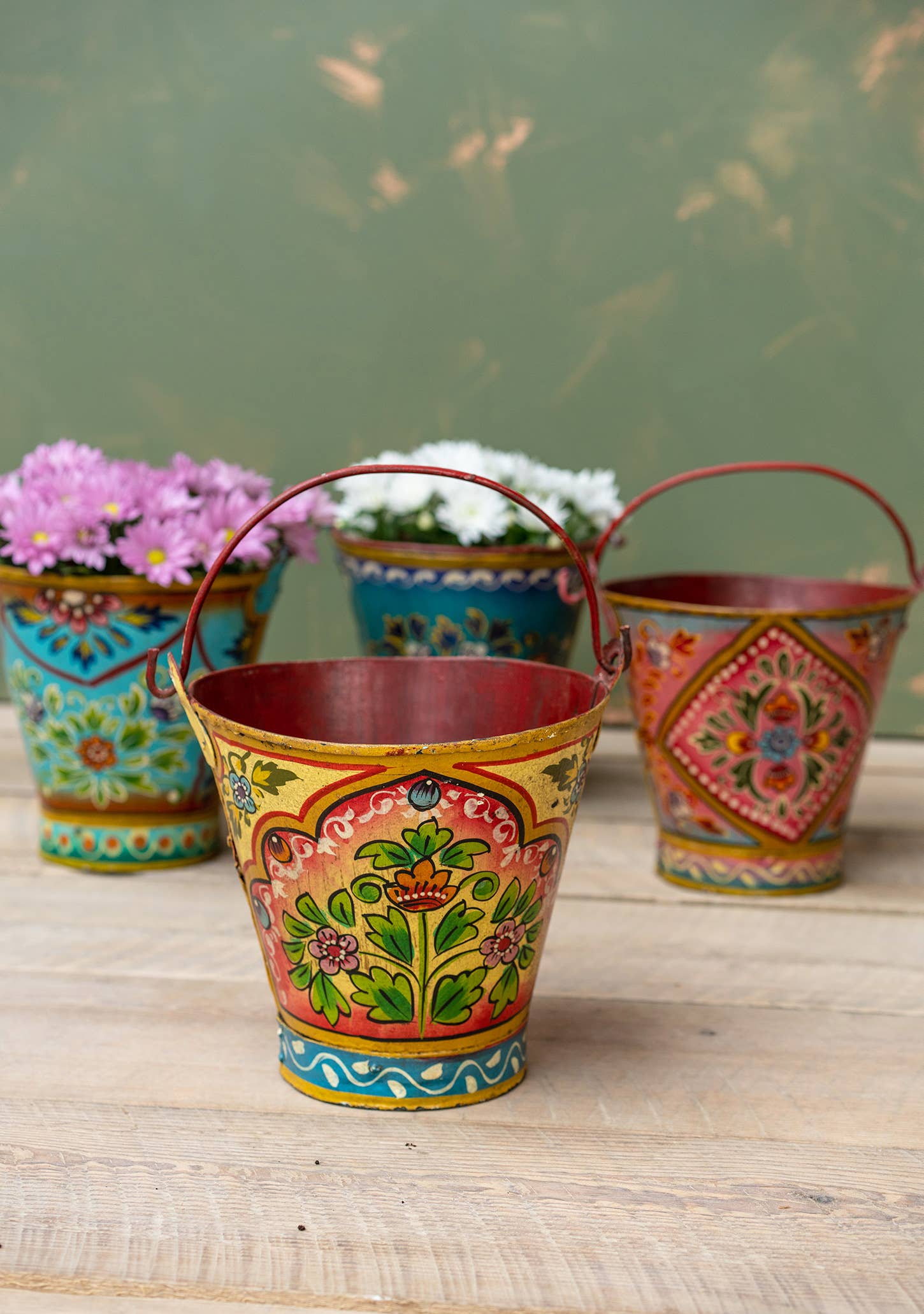 Namaste – Balde/cesto por atacado – Balde de Ferro Vintage Pintado à Mão, Rosa3