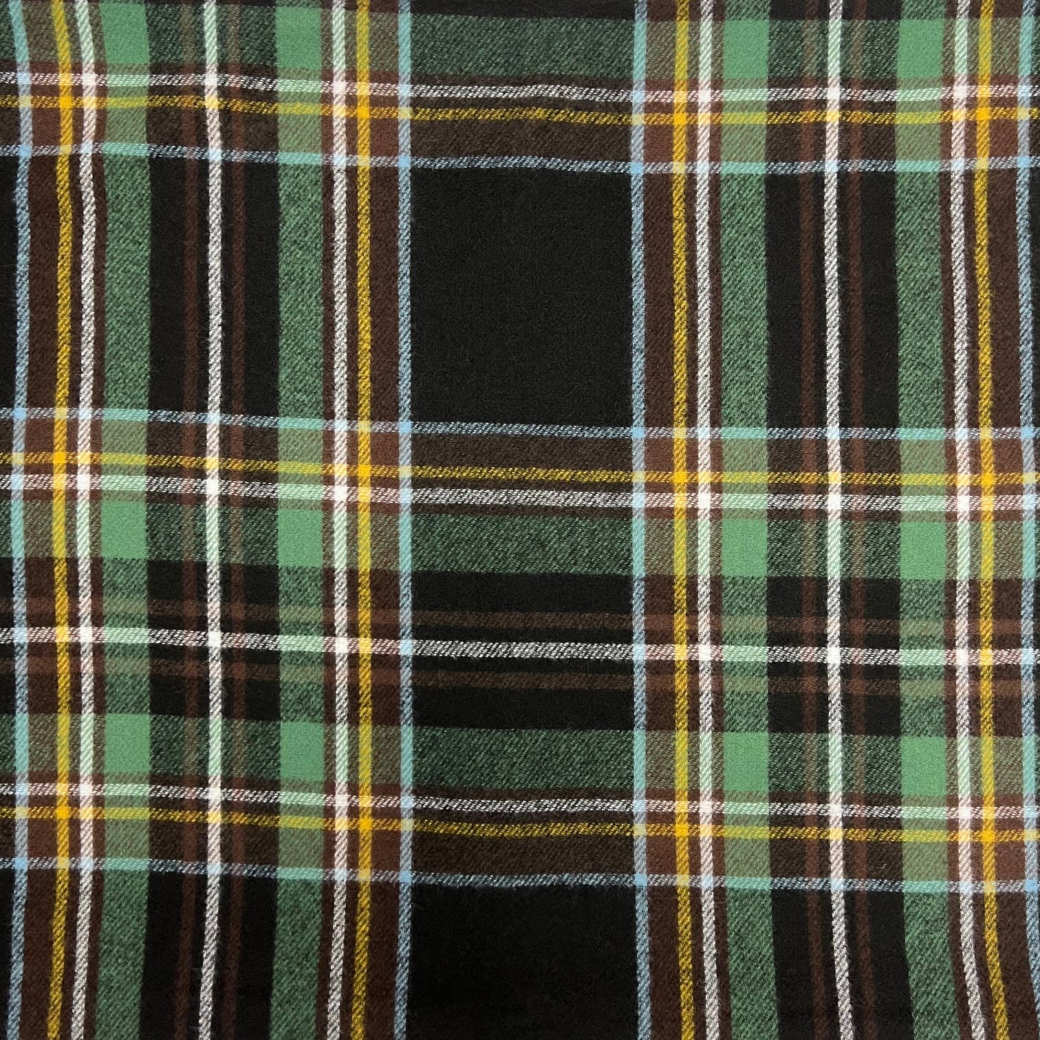 London Scarves – Großhandel Schal – Damen – Karierter gewebter Schal mit Fransen2