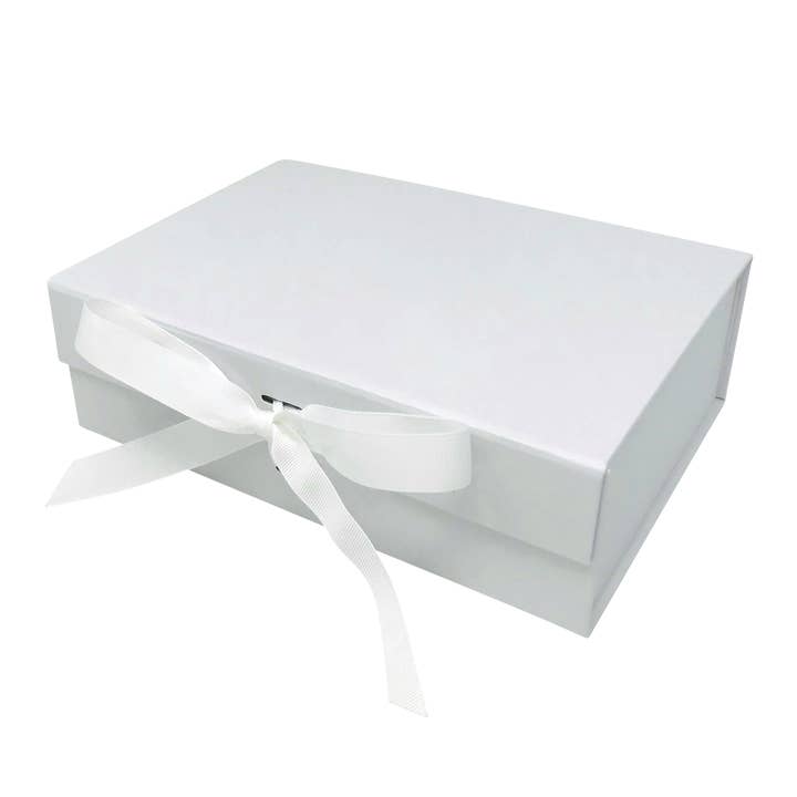 Wholesale A4 Size White Folding Magnetic Gift Box with Changeable Ribbon for wholesale by LDPACKAGINGMALL
