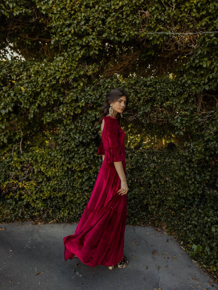 Jennafer Grace - Wholesale Dress - Women's - Sangre Velvet Sweetheart Dress0