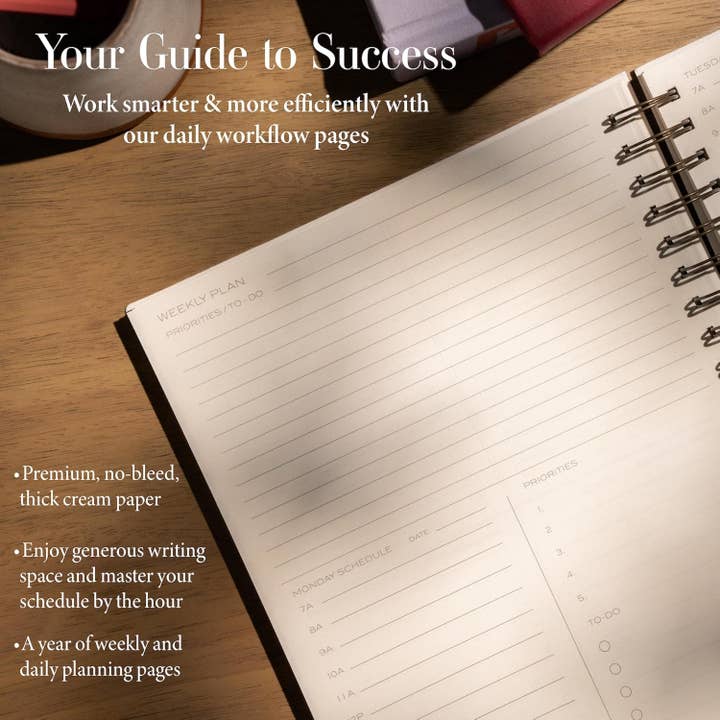 Anecdote Goods - Venta al por mayor Agendas - El Planificador Anual - Encuadernado en Espiral de Latón con Cubierta de Buckram6