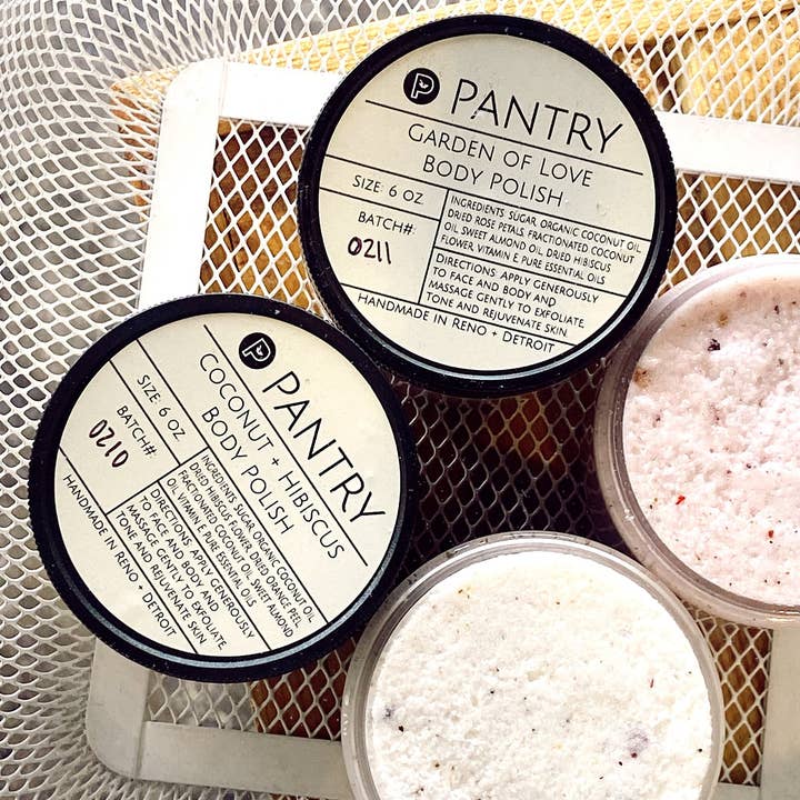 Pantry Products - Skin, Body, + Wellness – Großhandel Körperpeeling – Garten der Liebe - Blumiges Körperpeeling Sommerblüten-Zuckerpeeling1