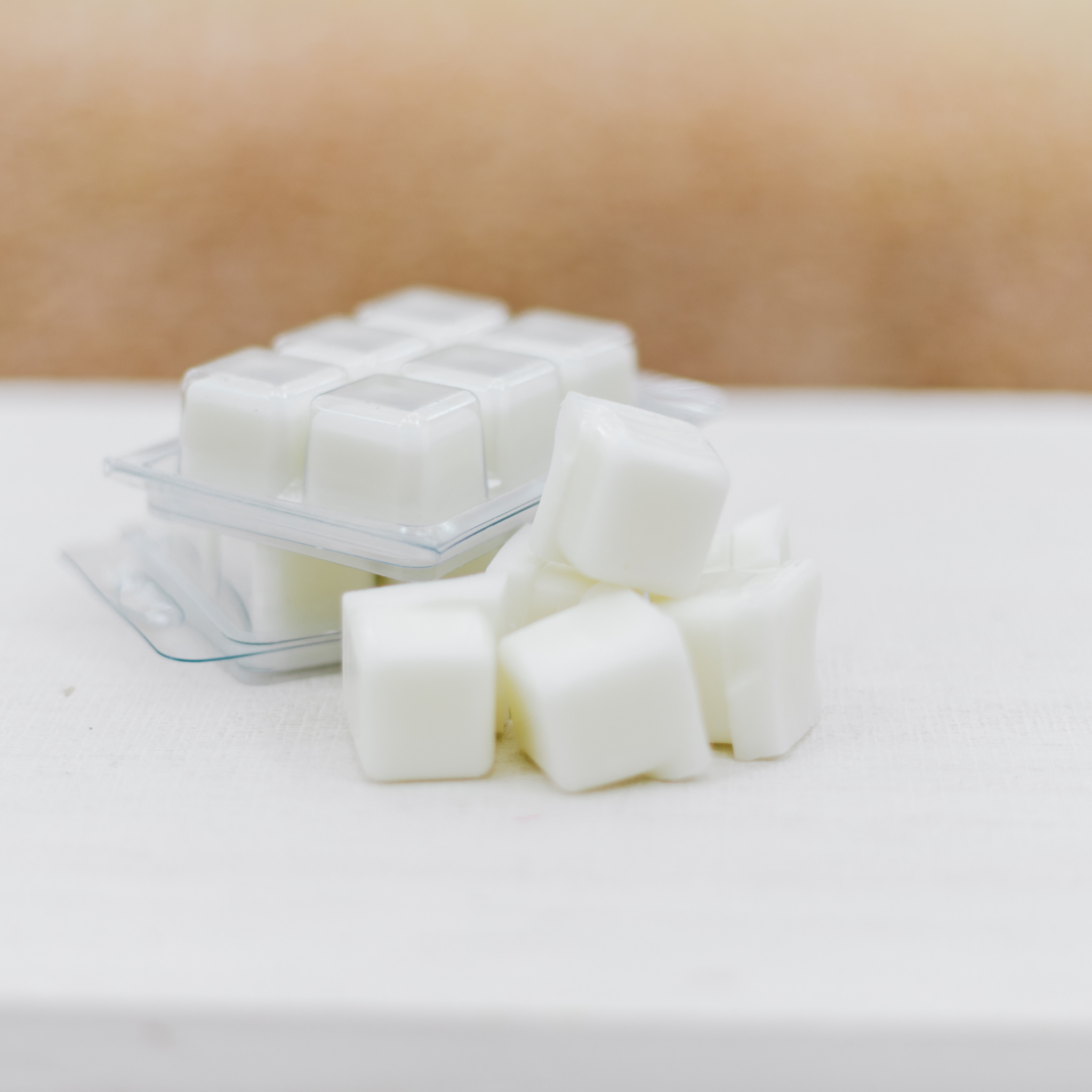 Farm Land Brand - Wholesale Wax Melt - Granny's Porch Soy Wax Melt  scented with honeysuckle and jasmine4