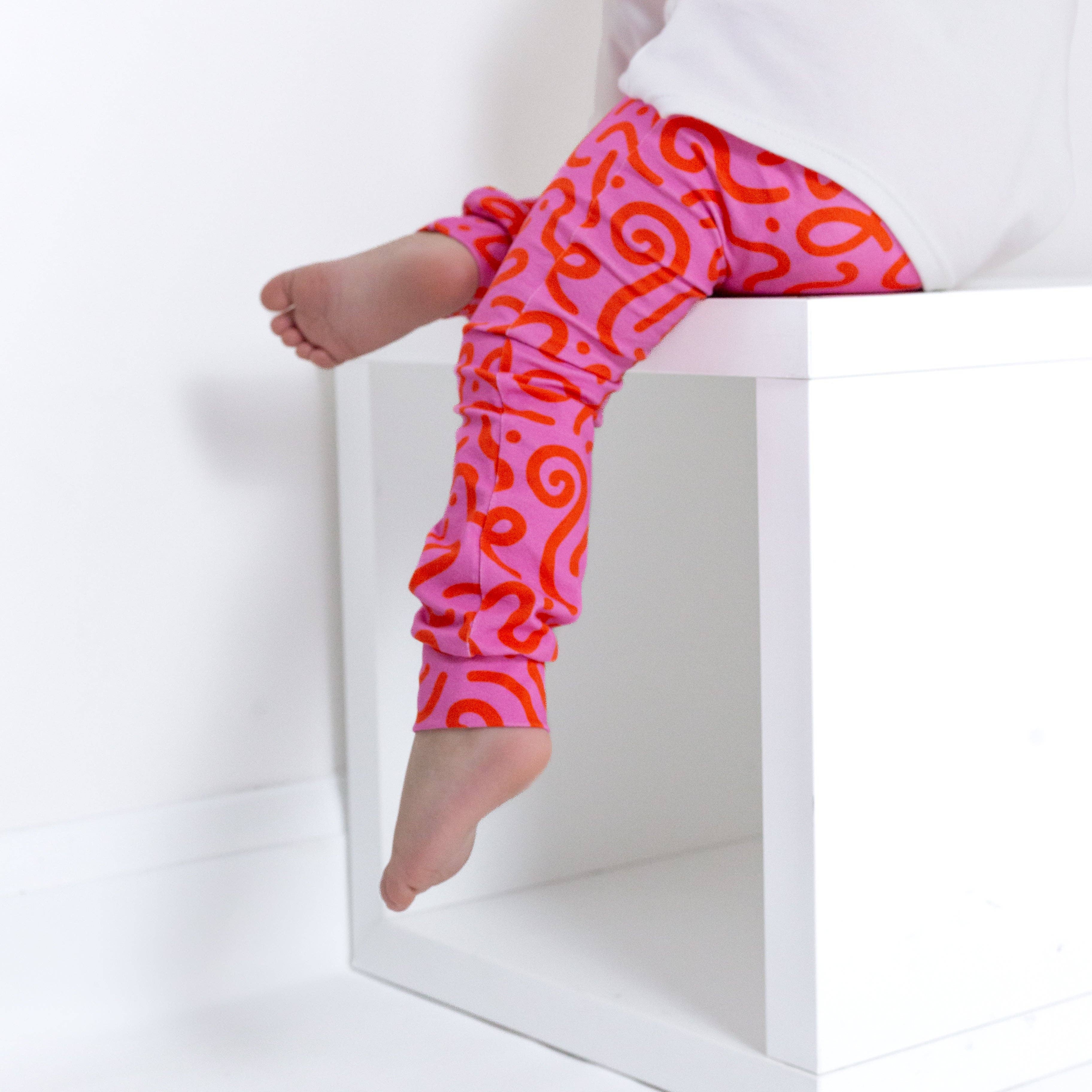 Fred & Noah - Wholesale Fashion Leggings - Kids - Pink Squiggle Print Leggings7