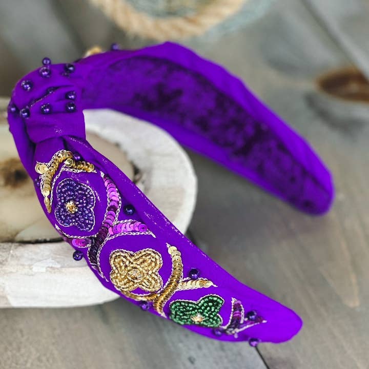 Mardi Gras Seed Pärlformade Blommiga Handsydda Toppknut Lila Huvud för wholesale av OBX Prep