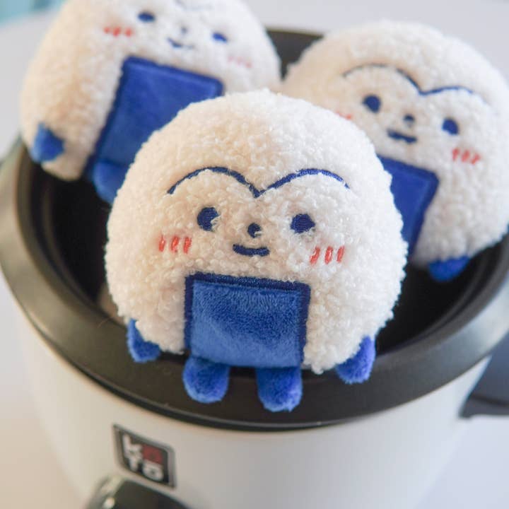 Megan Wang - Wholesale Keychain - Unisex - Onigiri Plush Keychain 🍙