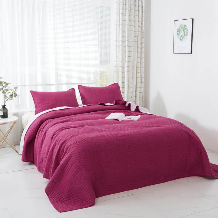 3 Piece Quilt Set - Contemporary Oversized Bedding Shams for wholesale by Kasentex