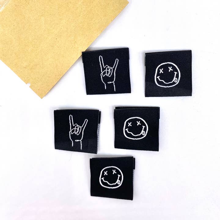 L’Étiquette Home Couture - Wholesale Craft Supplies - Woven sew-on folded label: " ROCK "