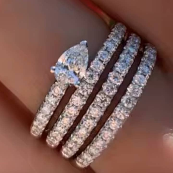 HoopLa – Engroshandel Ring med sten – Indfattet ring - Sterling CZ - Pæreformet