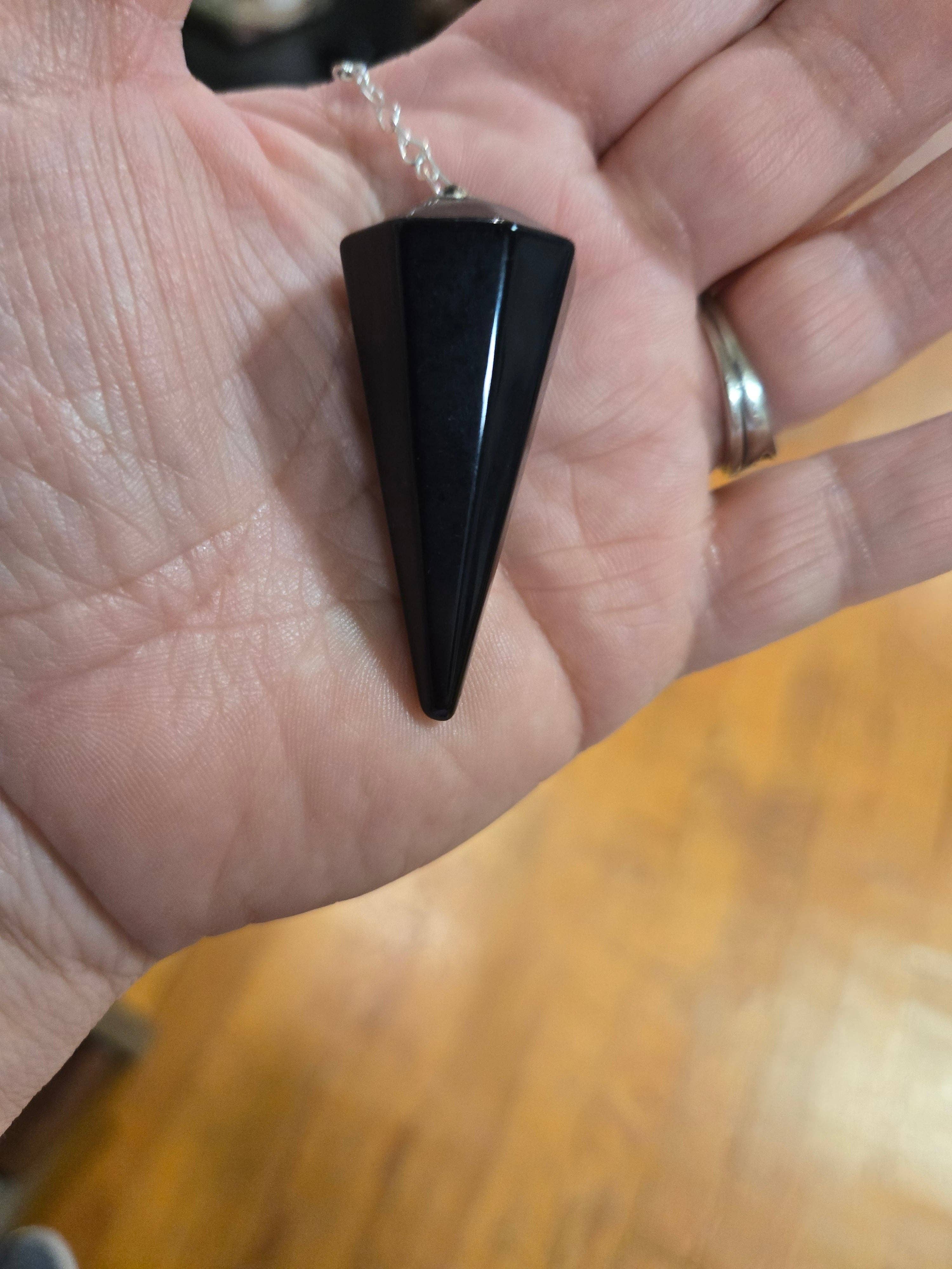 Eclectic Wallflower Boutique - Vendita all'ingrosso Pietra/cristallo spirituale - Pendolo di ossidiana nera0