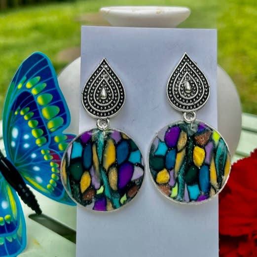 Stained glass circles 304 for wholesale by WEARABLES BY B LLC