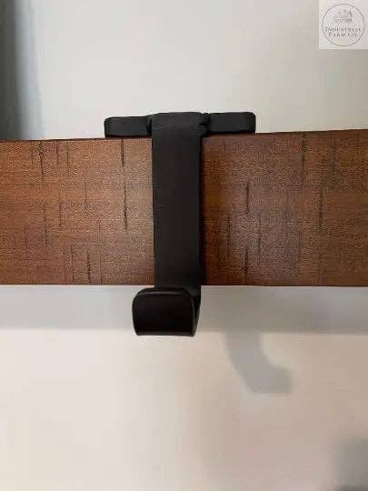 Industrial Farm Co - Wholesale Christmas Decoration - The Annie Stocking Holder6