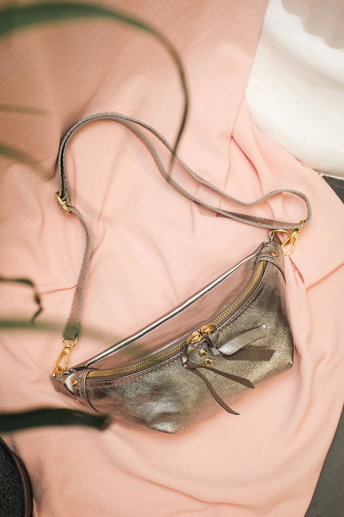 Cherry Paris - Wholesale Belt Bag - Women's - NELLY METAL Bag - 406147