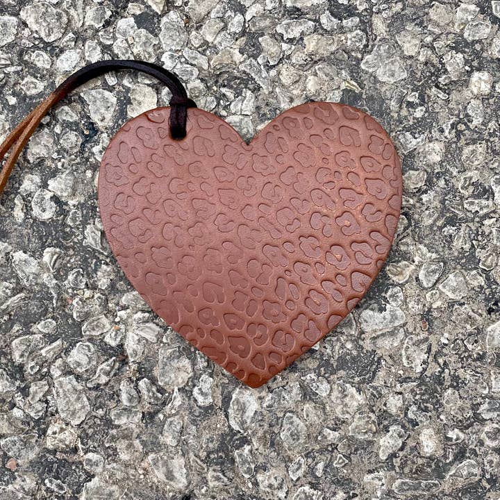 Callahan Leather Co. - Wholesale Car Freshener - Women's - Cheetah Heart Air Flair1