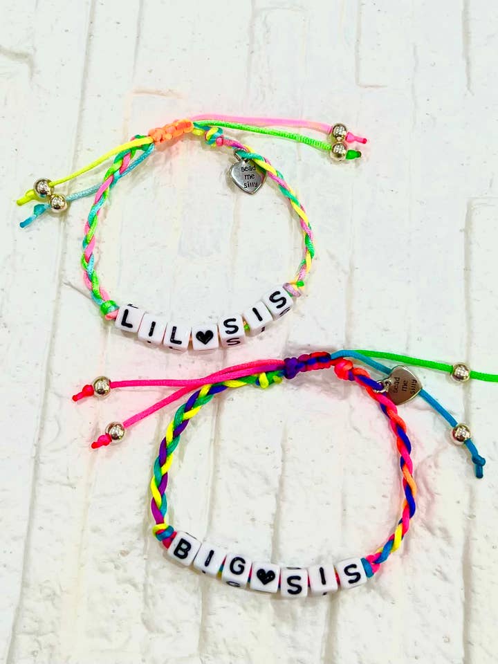 Bracelet tressé ajustable BIG ❤ ︎ SIS (Bright Neon) pour la vente par Bead Me Silly