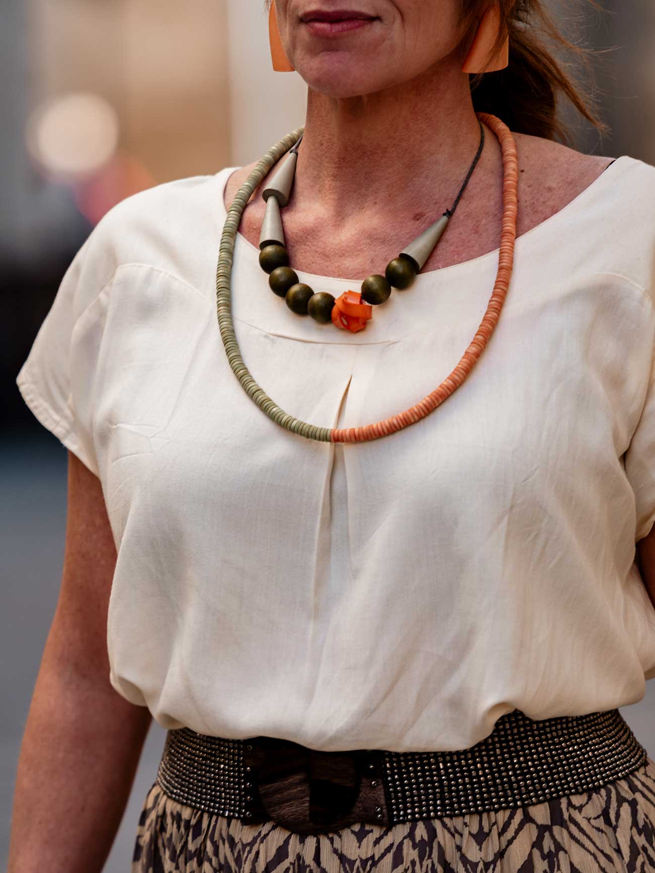 Bijondo - Wholesale Beaded/Pearl Necklace - Wood & Resin Necklace Tilly2