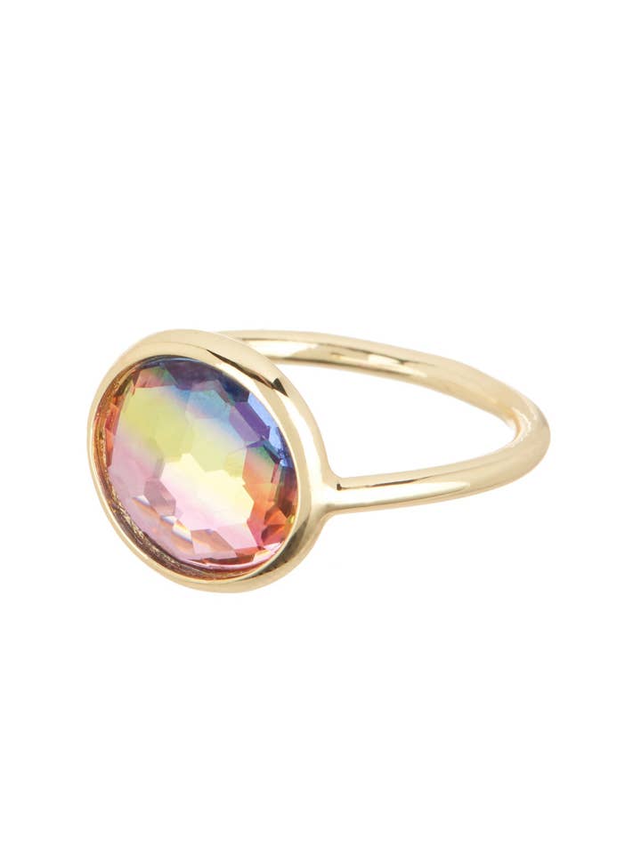 Bague ronde en quartz teint - GF pour la vente par Zoey Simmons