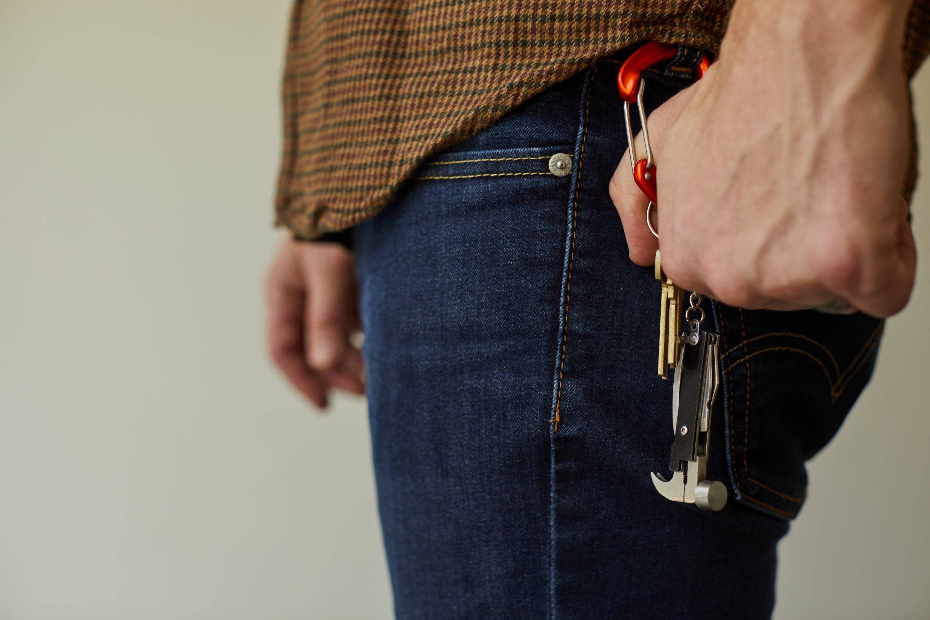 Designworks Collective – wholesale Handy tool – Gentlemen's Hardware Mini Hammer Multi-Tool2