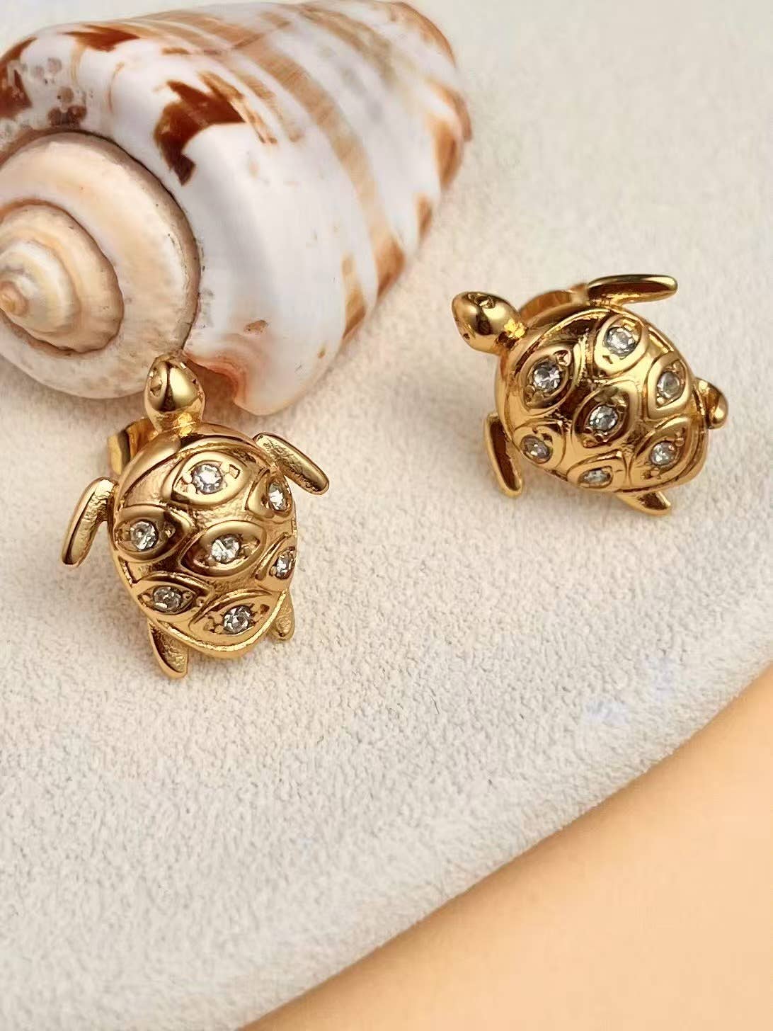 COSMOS - Wholesale Dangle Earrings - Golden Turtle Earrings Marine Crystal