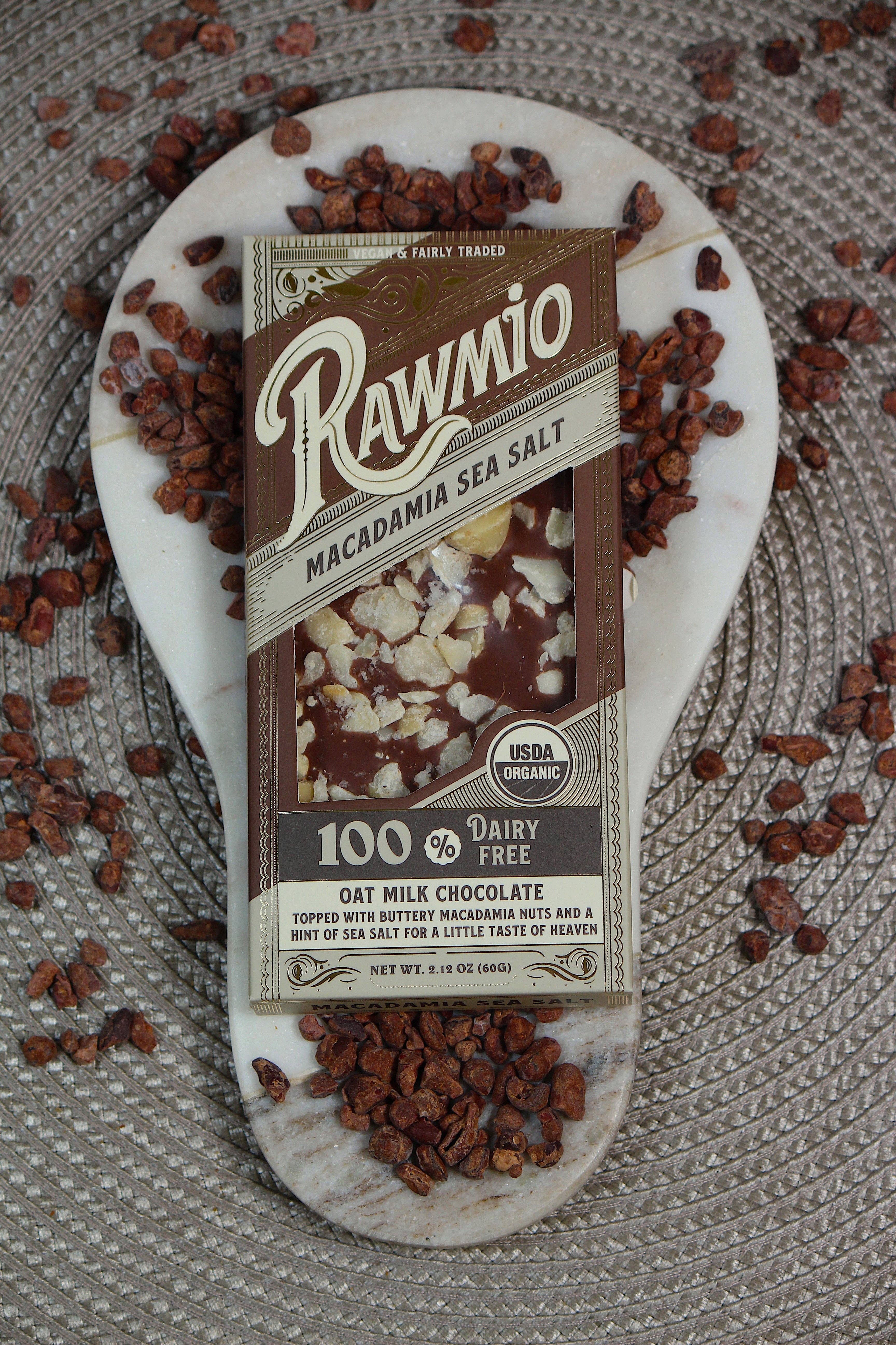 Windy City Organics - Wholesale Chocolate Bar - Macadamia Sea Salt Bark3