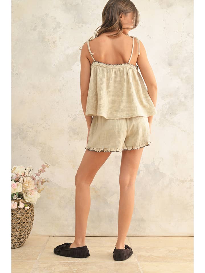MIOU MUSE - Wholesale Shorts - Women's - P4965ST GAUZE SCALLOPE EDGE SHORTS