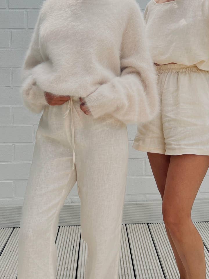 ROSYLEIA - Wholesale Tunic Sweater - Women's - Oversized Alpaca Wool Sweater7