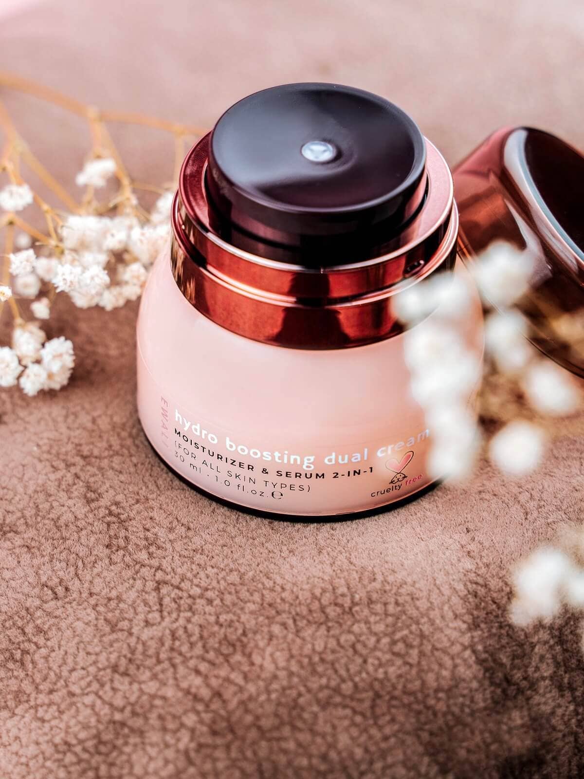 EwaliBeauty - Wholesale Facial Moisturizer - Hydro Boosting Dual Cream - 30ml / 1.05 fl.oz.1