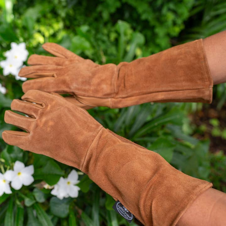 Rustic brown Leather Pro's Gloves for wholesale on Faire