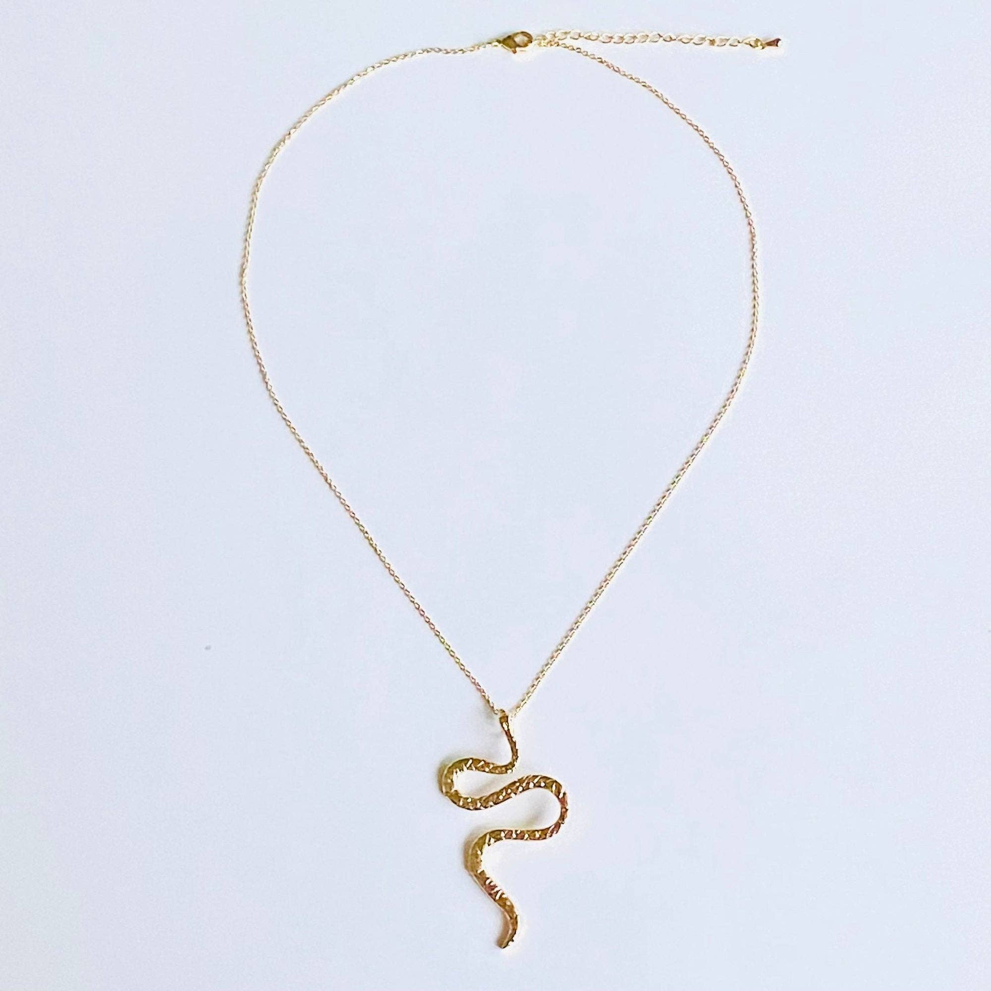 NAO JEWELS - Wholesale Pendant/Charm Necklace - Billie necklace1