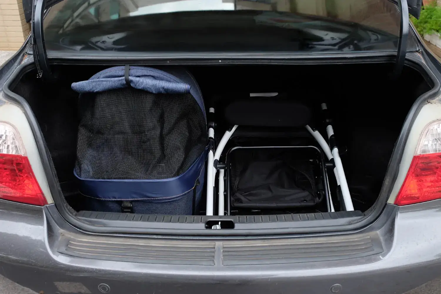 Ibiyaya - Wholesale Pet Carrier - Cat/Dog - CLEO Travel System Pet Stroller Medium Luxury Pram9