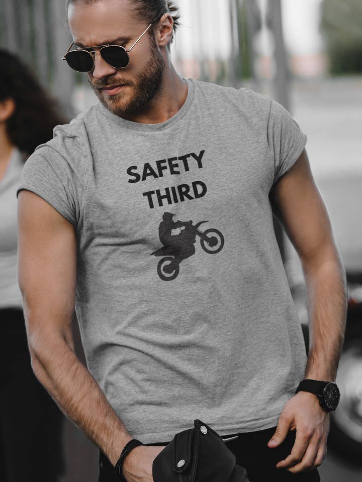 Säkerhet 3:e - Herr T-shirt för wholesale av Smart Ass Shirts