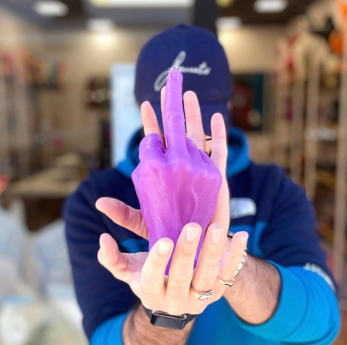 CandleHand (Free Duties for US) – Großhandel Geschenkkerze – F*ck You Kerze – 20 cm hoch – realistische Hautstruktur – Mittelfinger7