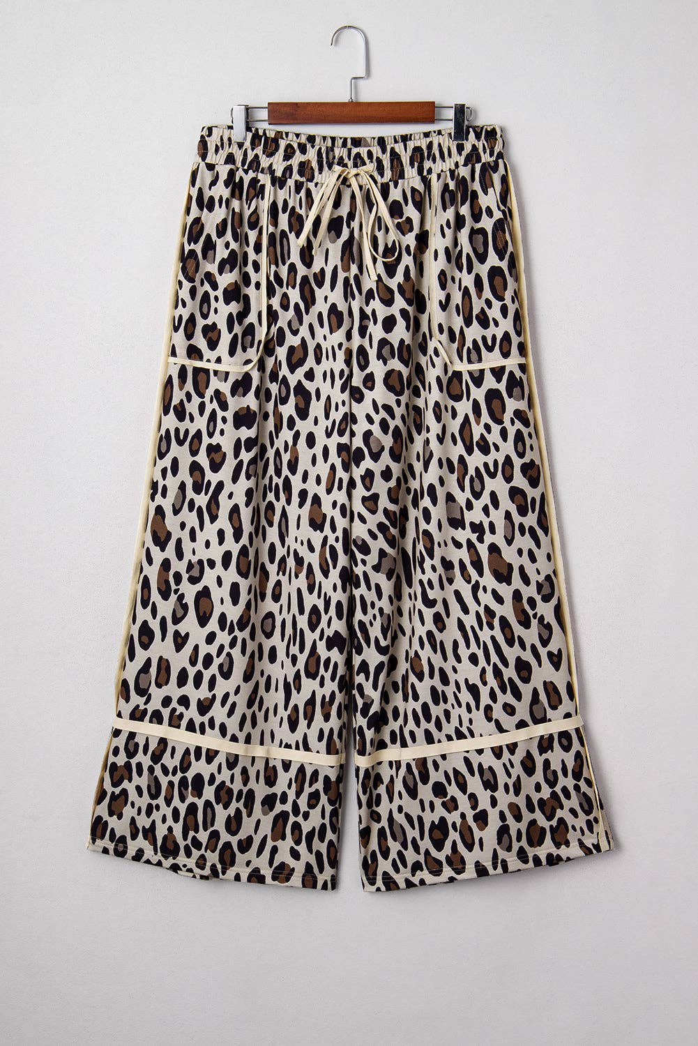 Khaki Exposed Seam Patched Pocket Plus Size Drawstring Leopard Wide Leg Pants for wholesale on Faire1