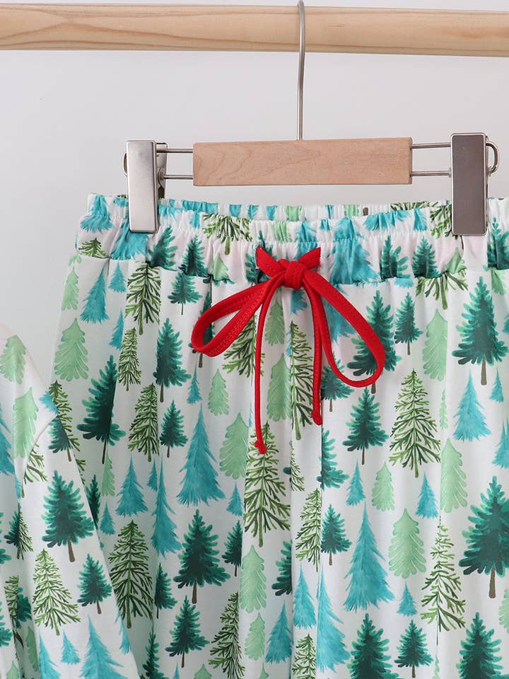 Mom & Co. - Wholesale Sleepwear Set - Women's - Green christmas tree print mom pajamas pants set2