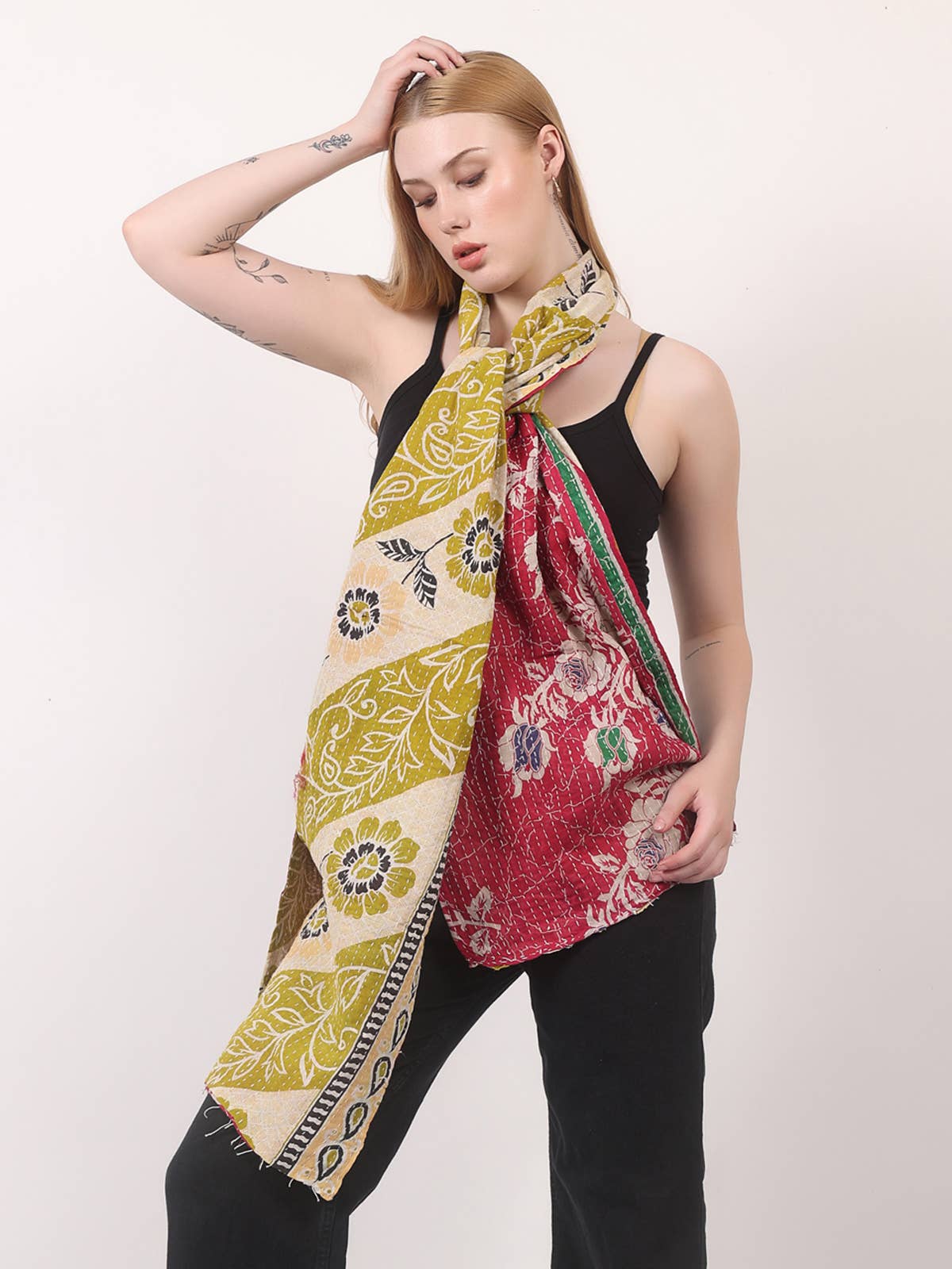 Wevez - Wholesale Scarf - Women's - Women Cover Up Vintage Reversible Kantha Scarf Wholesale Lot16