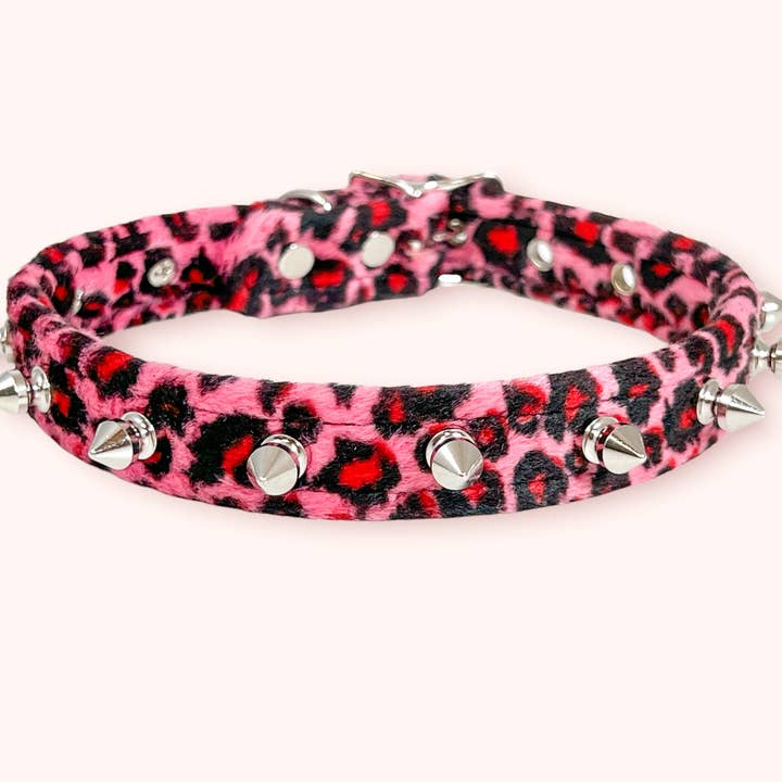 CK134LEOPARDO LEOPARDO BORROSO COLLAR DE PÚAS DE 1/2" HECHO A MANO EN EE. UU. para venta al por mayor de Funk Plus