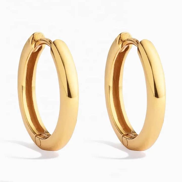 Créoles Aiden pour la vente par EIGHT FIVE ONE