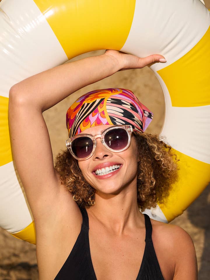 Enchanter - Rose - The Square 70 in silk and cotton for wholesale by Creature Marseille