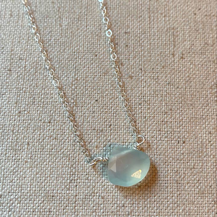 Einfache Halskette aus Chalcedon für den Großhandel von LA DE DA Jewelry