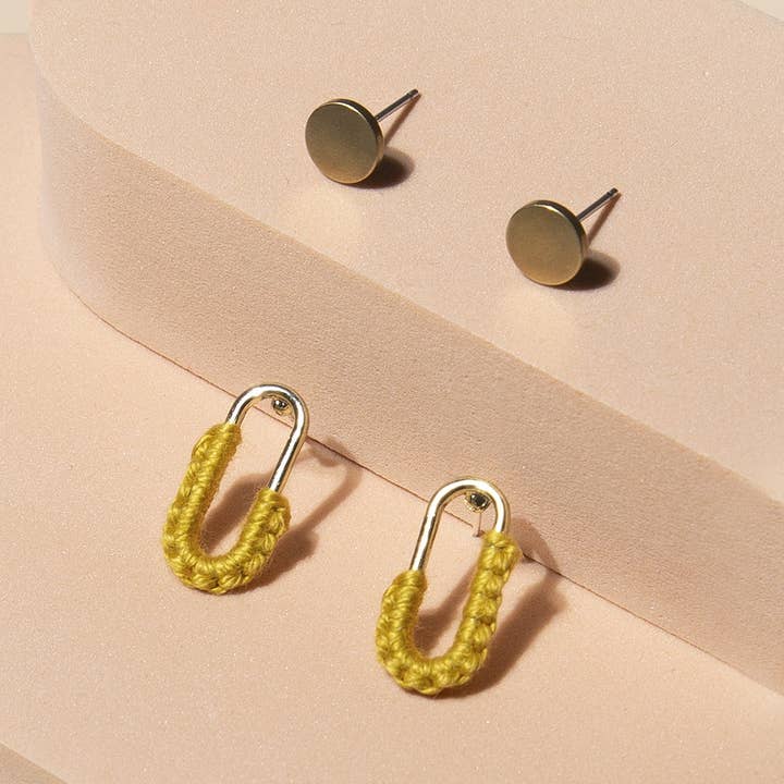 Duo colour studs for wholesale by Knottinger