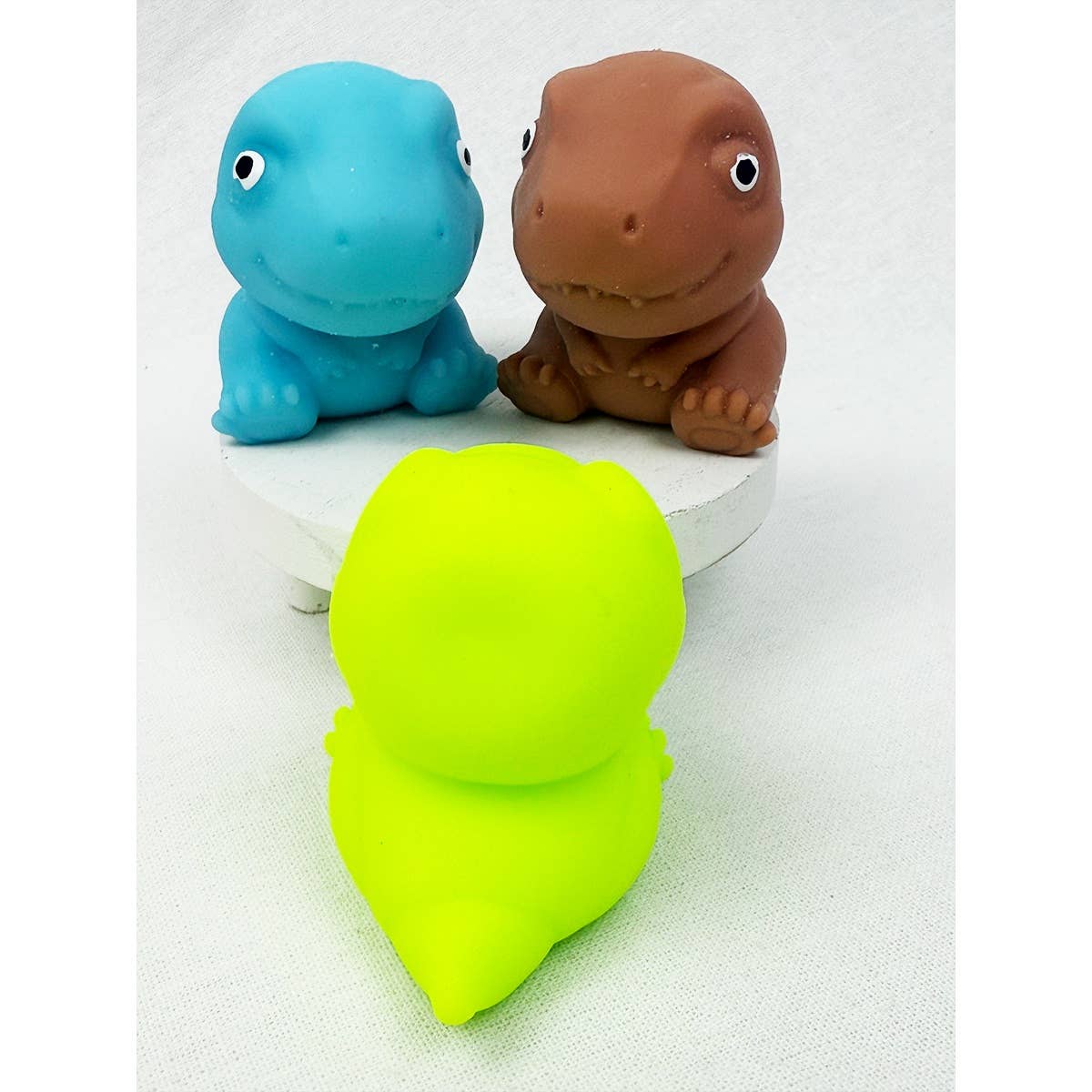 MIX COLOR Dinosaur Squishy Toy for wholesale on Faire4