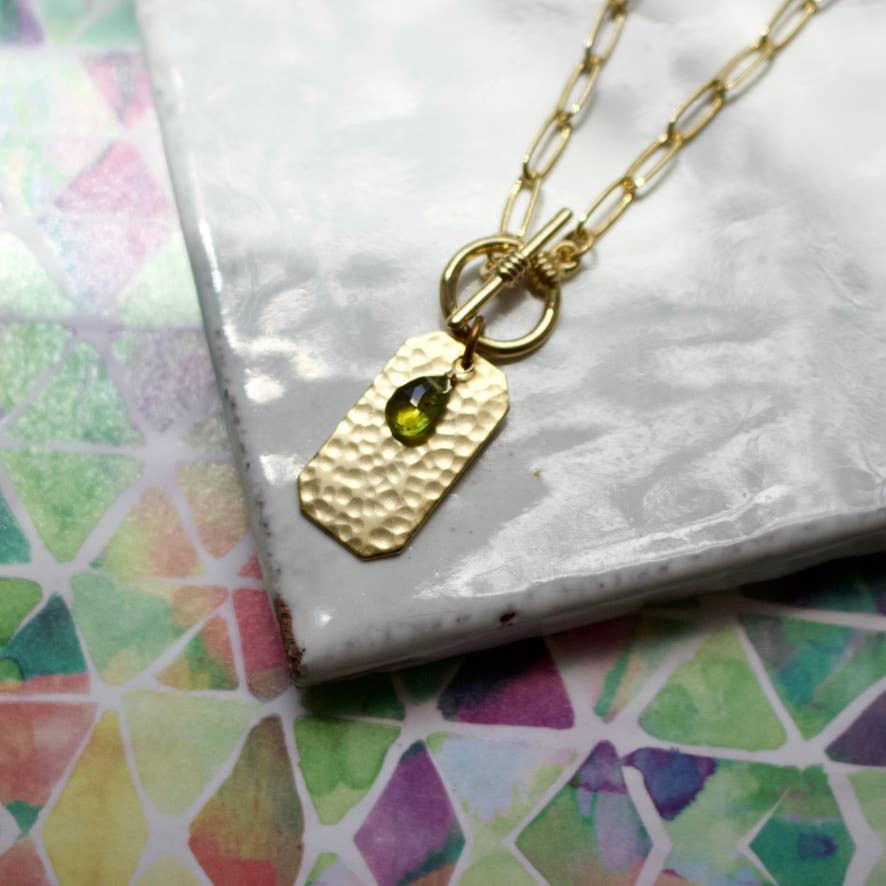 a.v. max - Wholesale Pendant/Charm Necklace - Hammered Dog Tag|Semi Stone & Toggle Closure|Gold|17"13